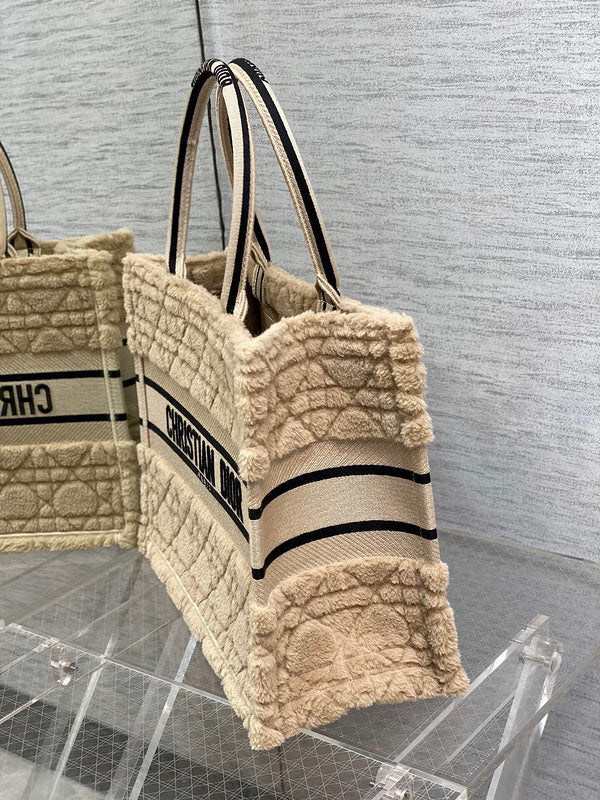 Anum Bags MV - Dir Bags - 1908