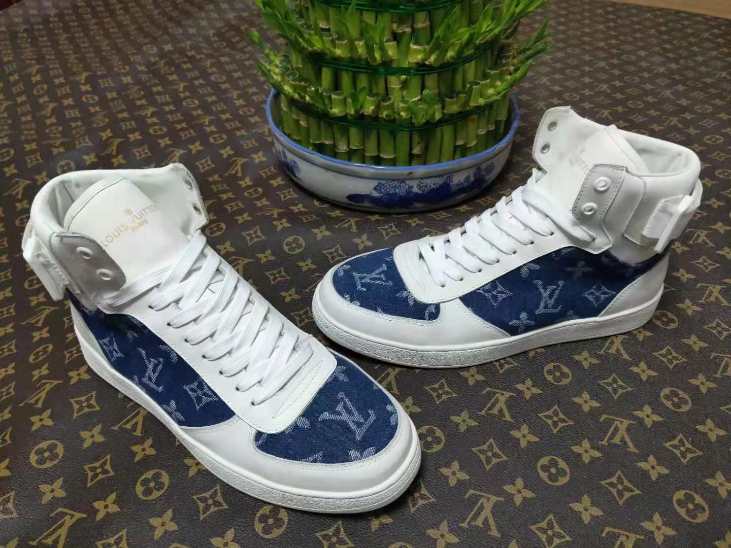 Anum Bags Luv Rivoli White Blue Sneaker