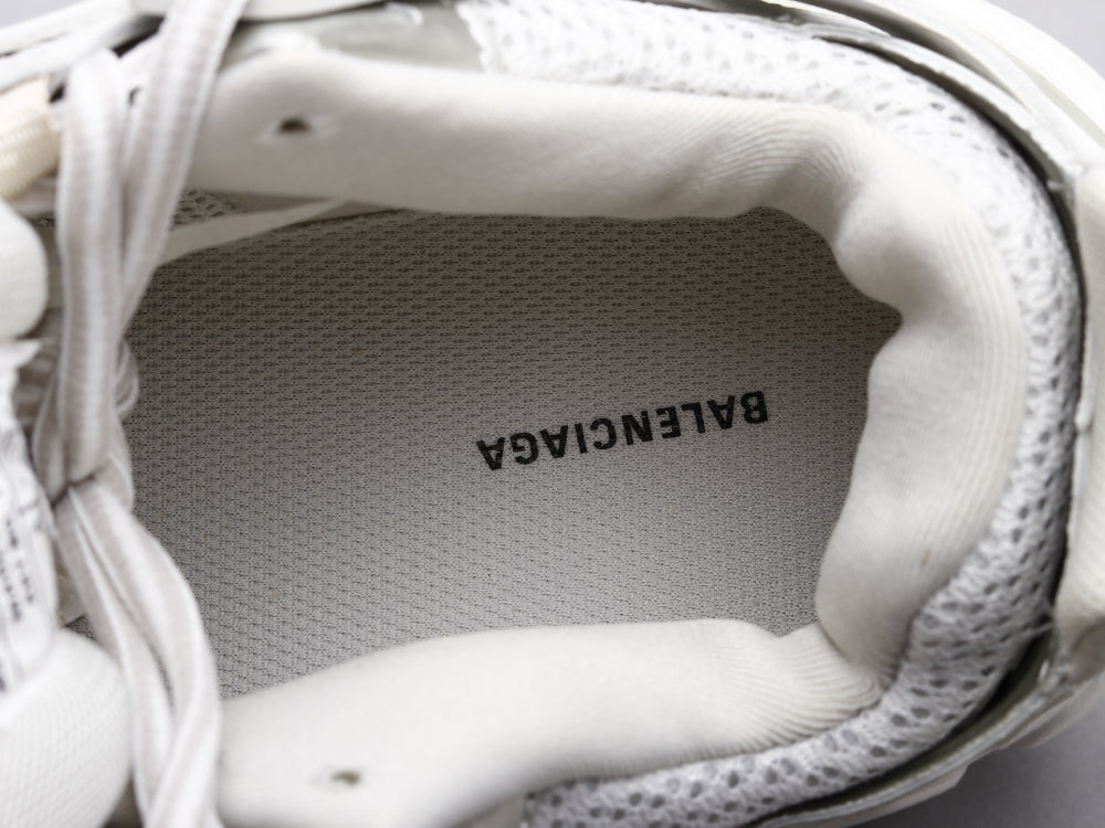 Ezyycart Bags Bla Track Three Generations White Sneaker