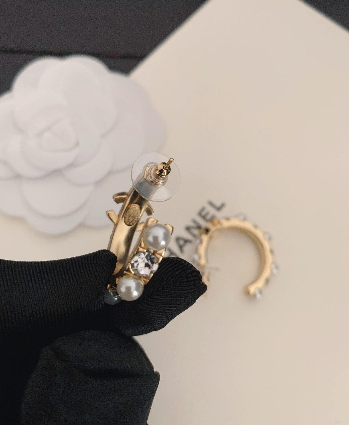 Anum Bags Earring CHL 035