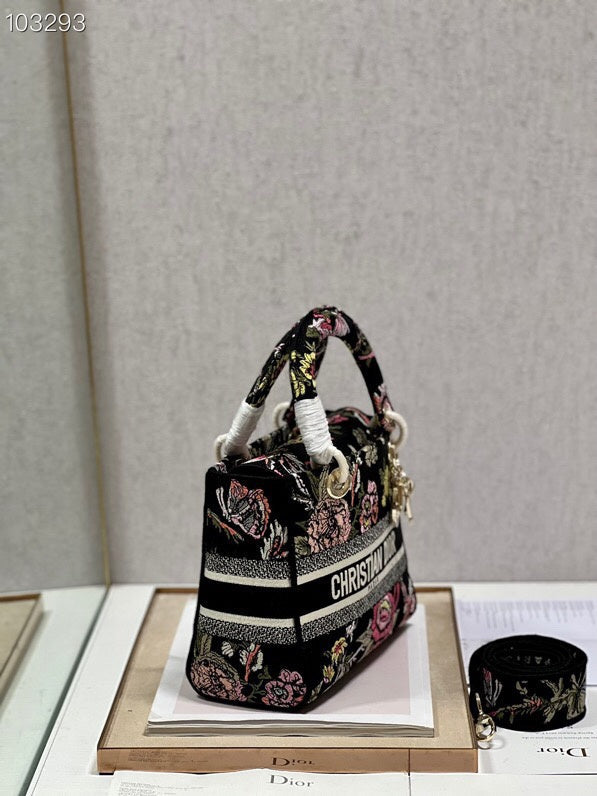 Anum Bags MV - Dir Bags - 065