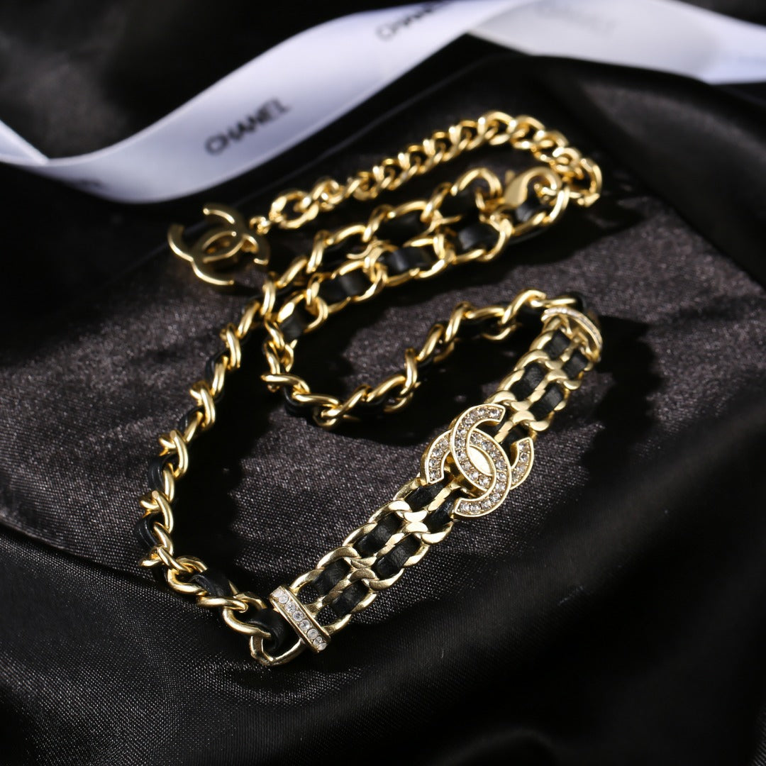 Anum Bags MO -Necklace CHL009