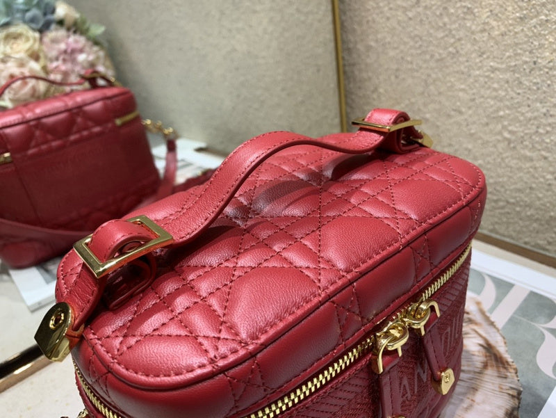 Anum Bags MV - Dir Bags - 1945
