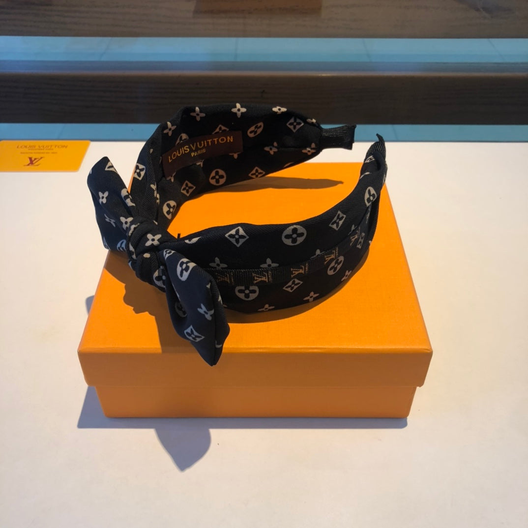 Anum Bags New Hair Band LUV 033