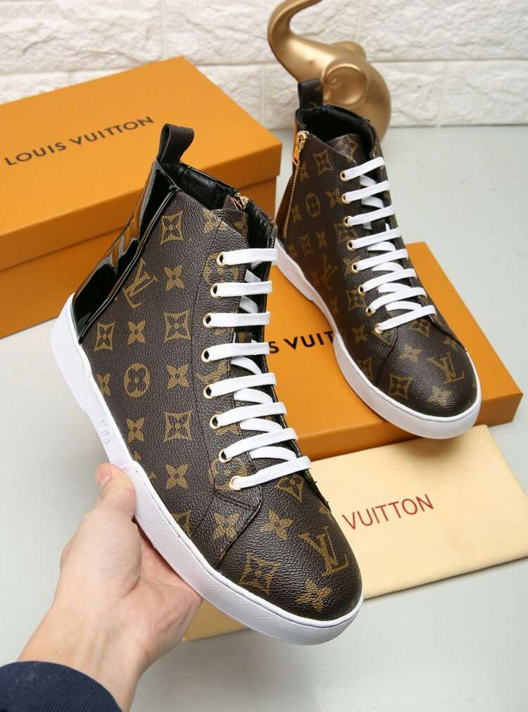 Anum Bags LUV Stellar Trainer Boot Sneaker