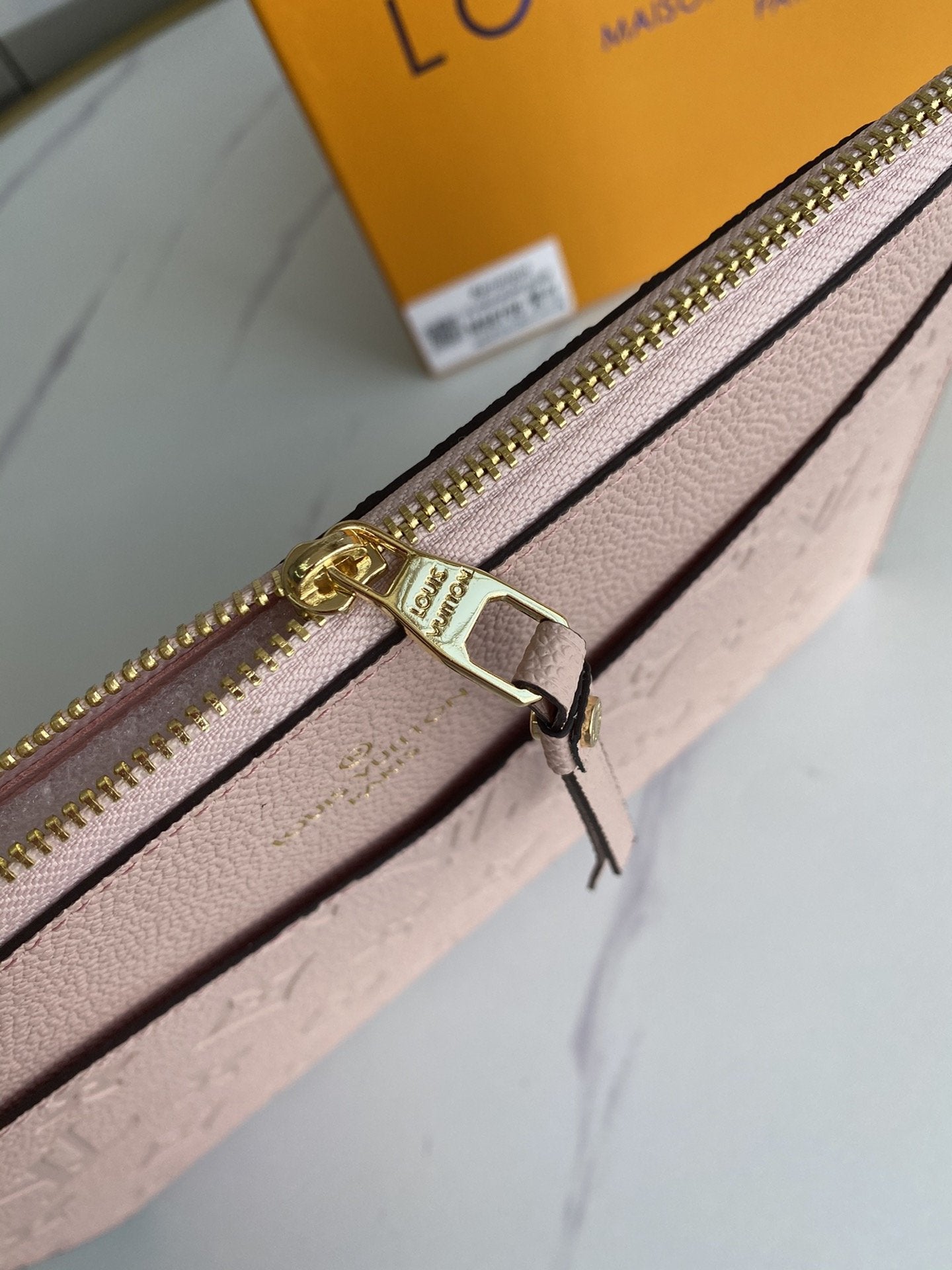 Anum Bags Wallet LUV 063