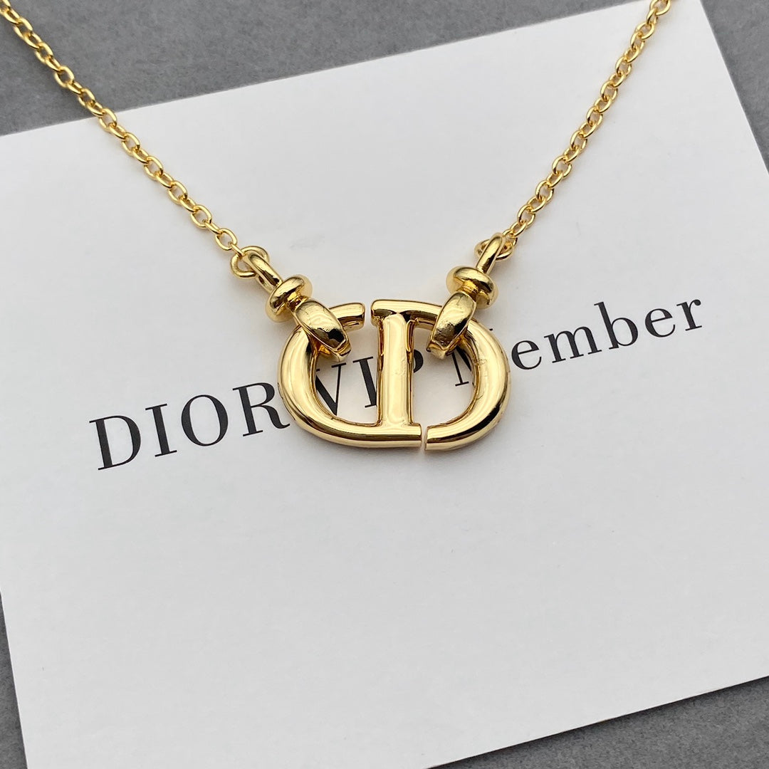 Anum Bags Necklace DIR008