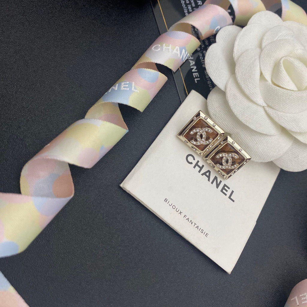 Anum Bags Earring CHL 025