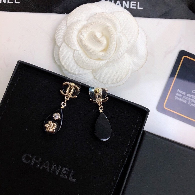 Anum Bags Earring CHL 015