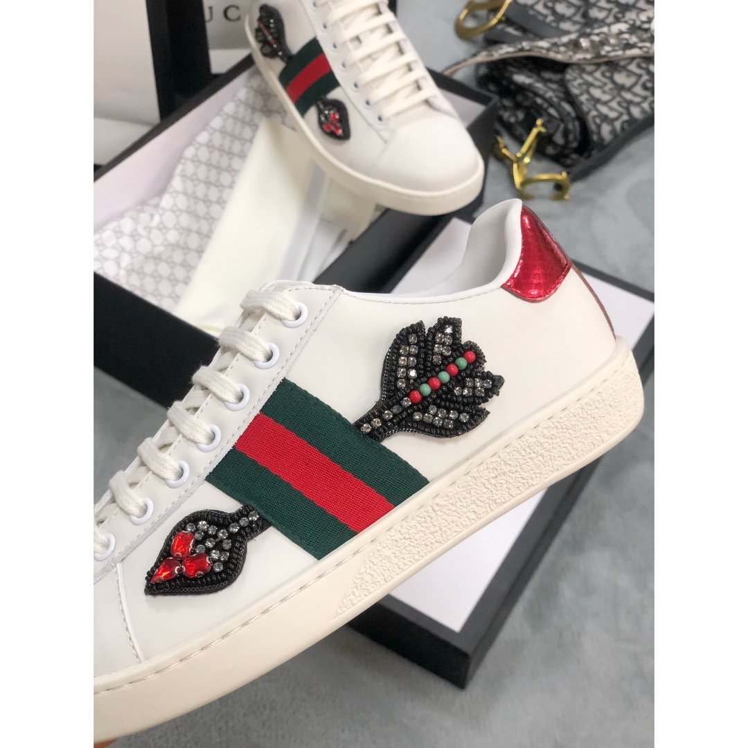 Ezyycart Bags MO-GCI Ace logo Sneaker 069