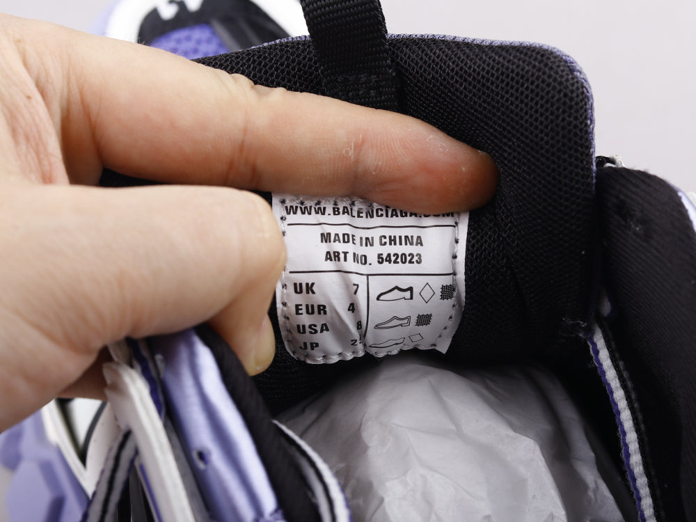 Ezyycart Bags Bla Track Three Generations Sneaker