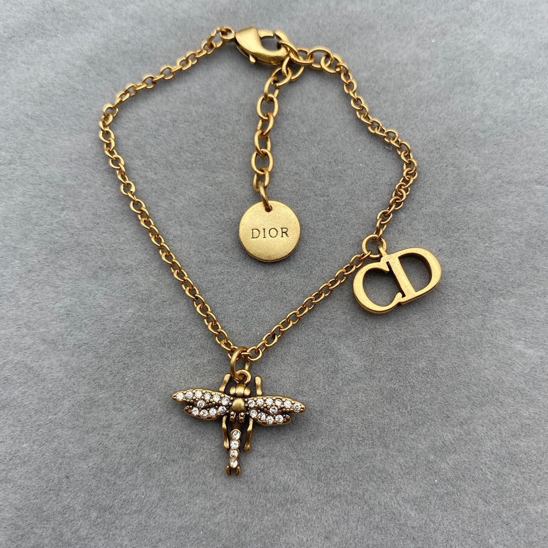 Anum Bags Necklace DIR010