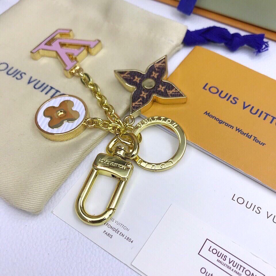 Anum Bags Keychains LUV 016