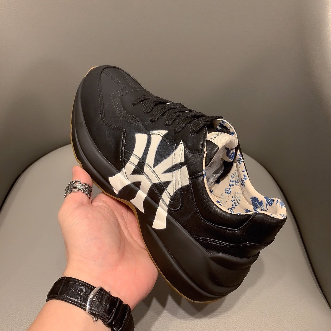 Ezyycart Bags MO-GCI RHYTON VINTAGE TRAINER NY BLACK SNEAKER 139