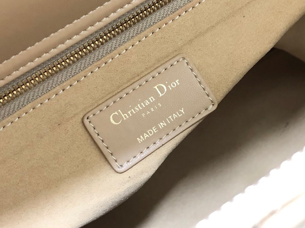 new-luxury-designer-bags-nm16051