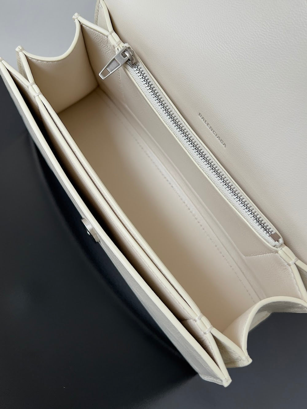 Ezyycart Bags Balenciaga Luxury Bag --111757