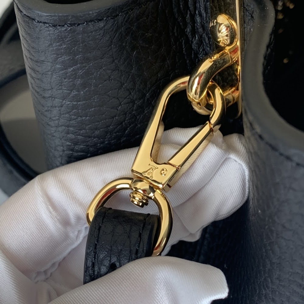 Anum Bags ln Luxury Bag --60605