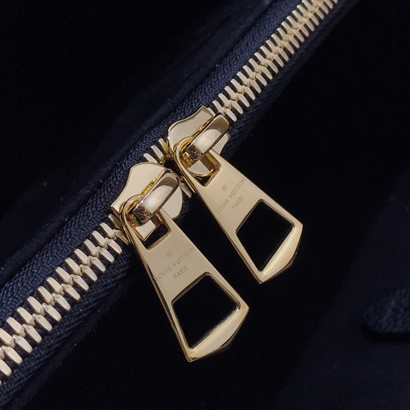 Anum Bags ln Luxury Bag --56602