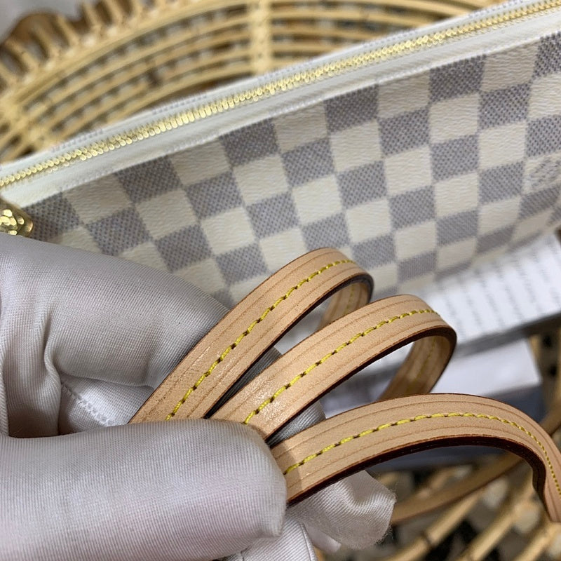 Anum Bags ln Luxury Bag --56523