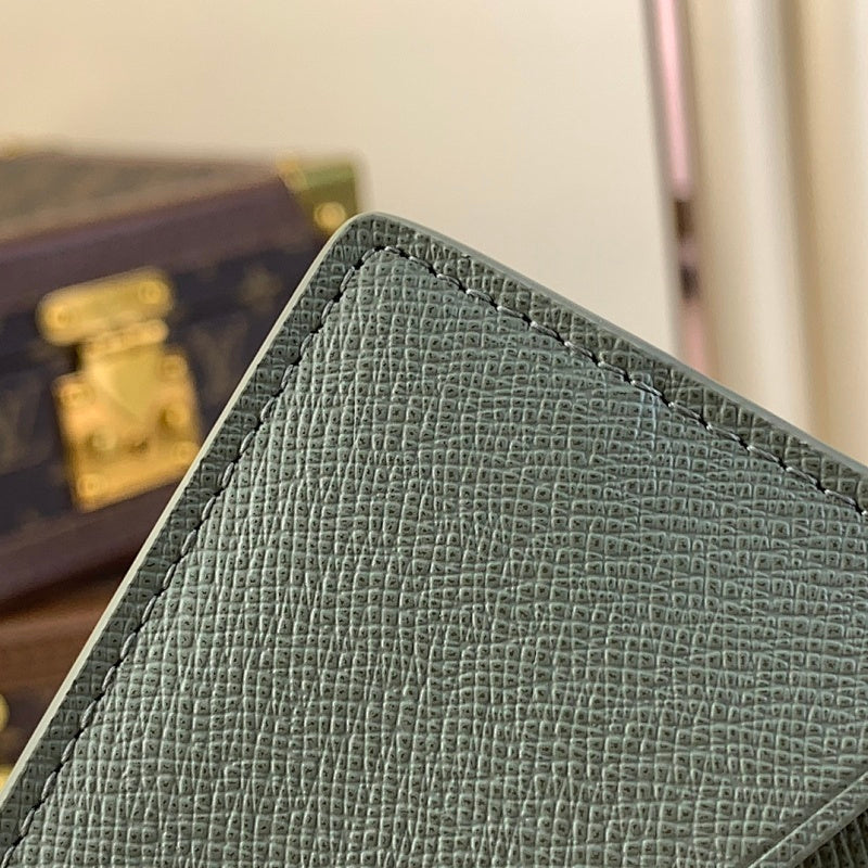 Anum Bags ln Luxury Bag --58189