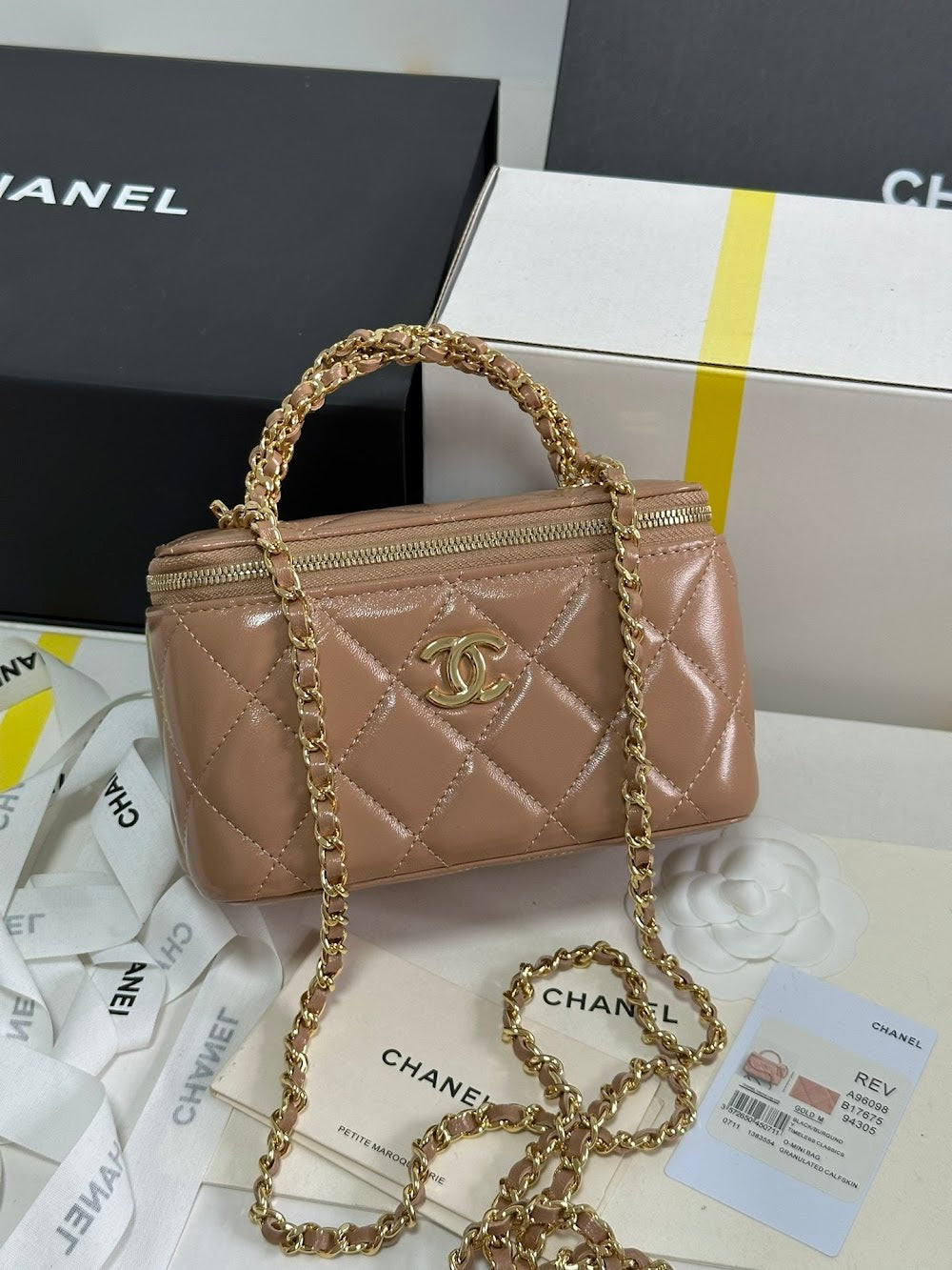 new-luxury-designer-bags-nm9450