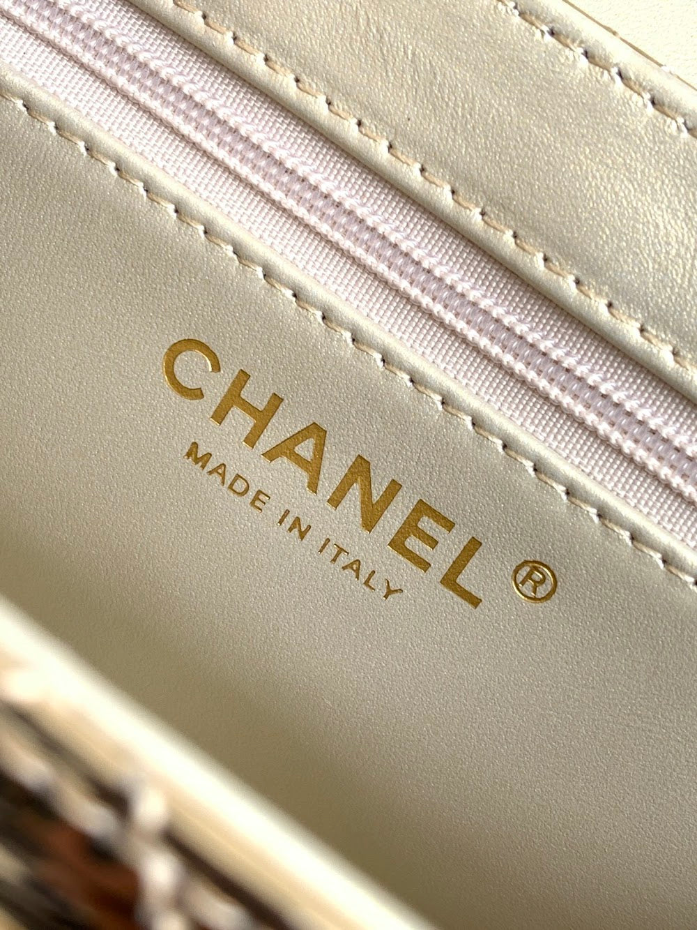 Anum Bags CHn Luxury Bag --114086