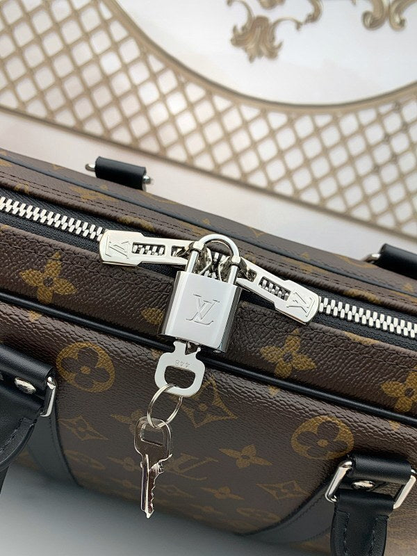 Anum Bags ln Luxury Bag --56201