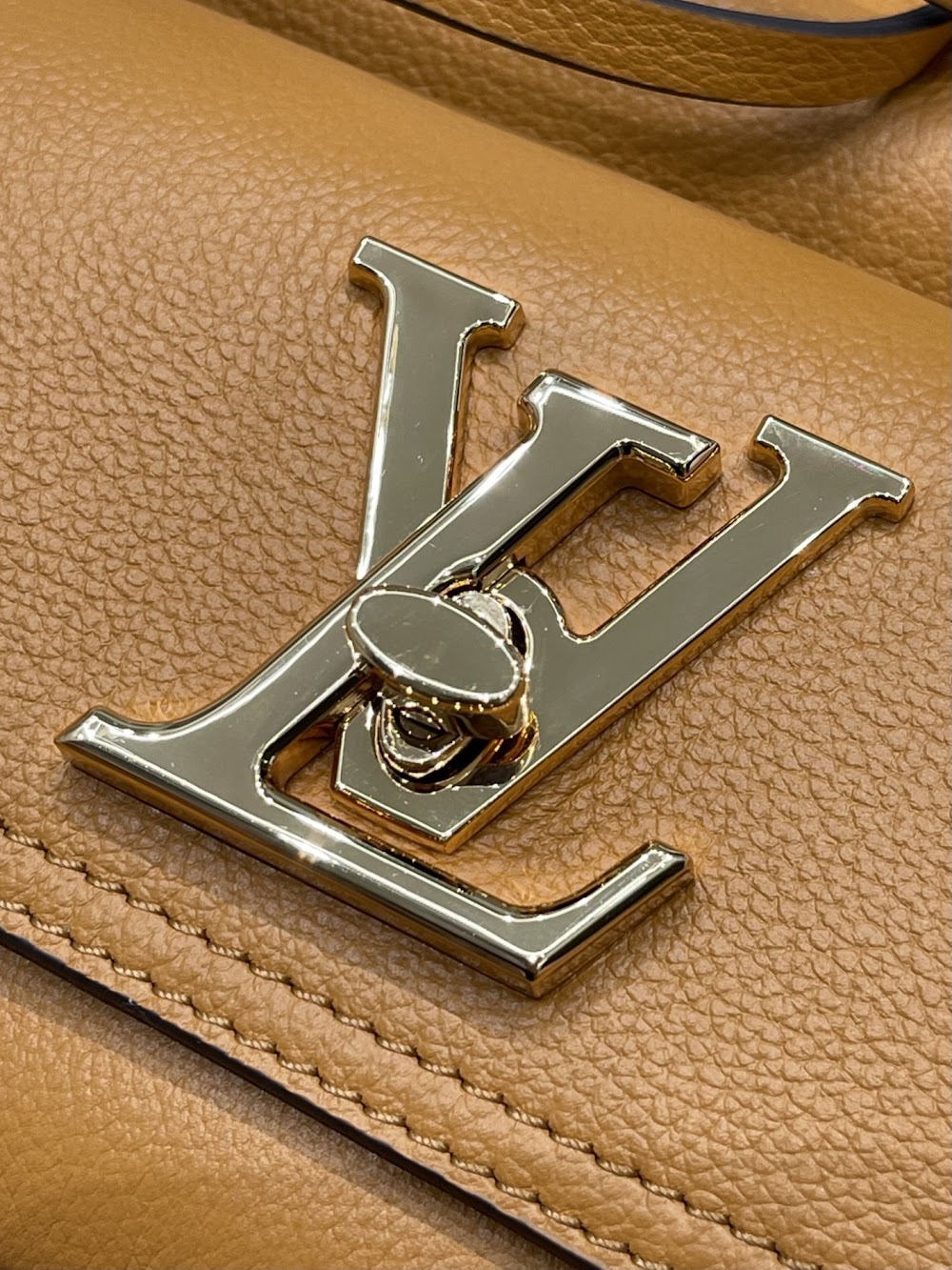 Anum Bags ln Luxury Bag --60696