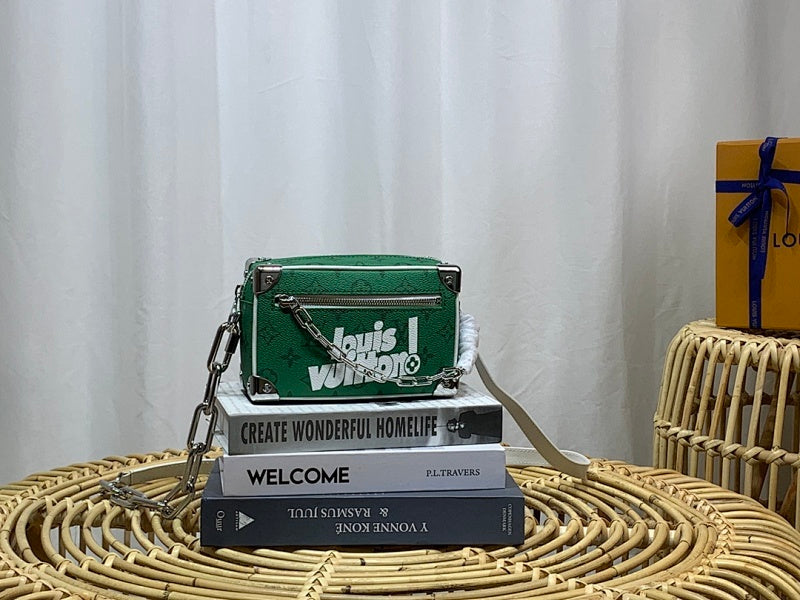 Anum Bags ln Luxury Bag --60017