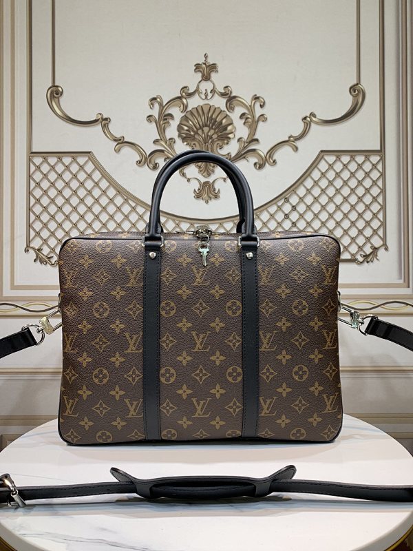 Anum Bags ln Luxury Bag --56201