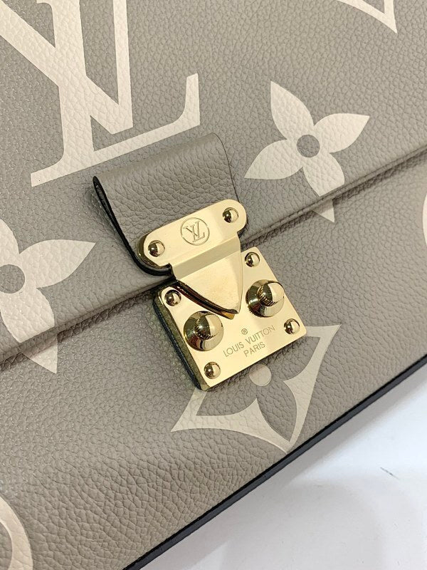Anum Bags ln Luxury Bag --61008