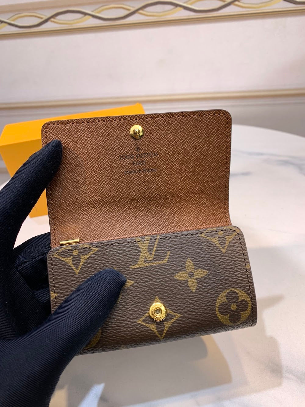 Anum Bags ln Luxury Bag --59513