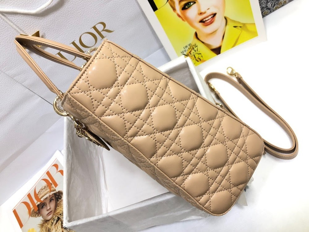 new-luxury-designer-bags-nm16051