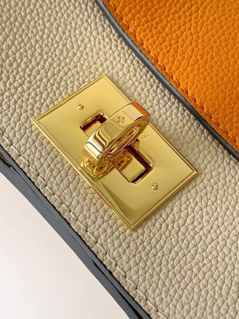 Anum Bags ln Luxury Bag --60498
