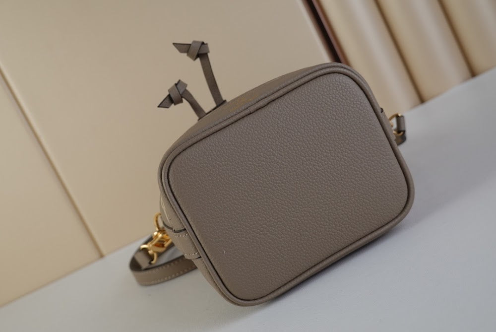 Anum Bags ln Luxury Bag --56911