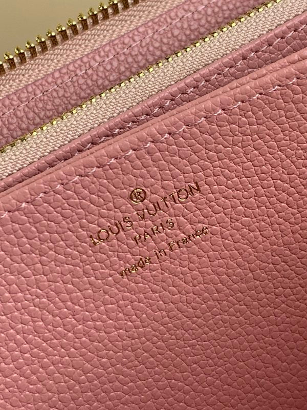 Anum Bags ln Luxury Bag --61149