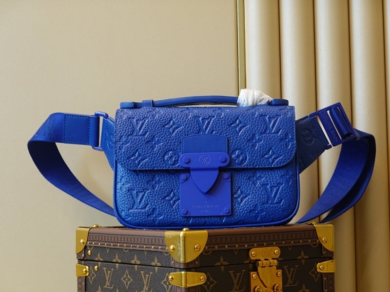 Anum Bags ln Luxury Bag --56484
