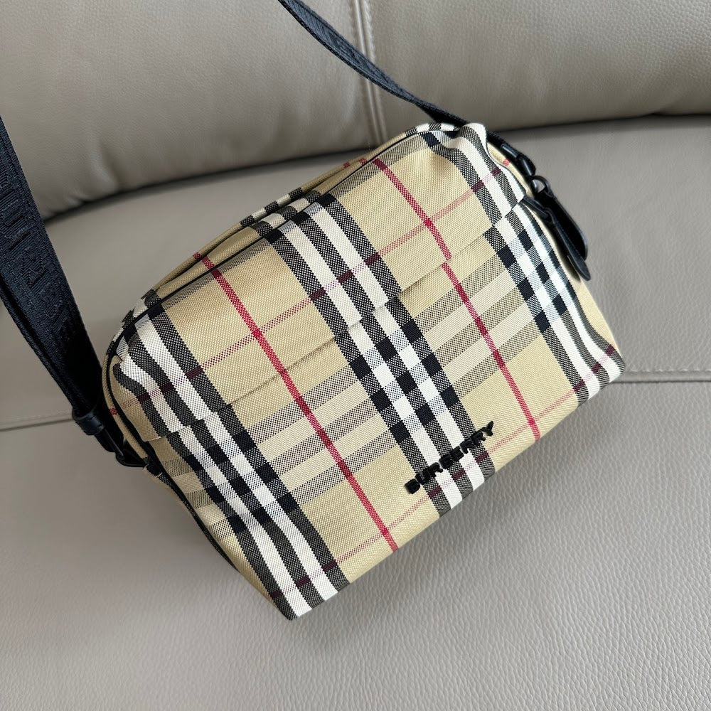 Ezyycart Bags Burberryn Luxury Bag --92879