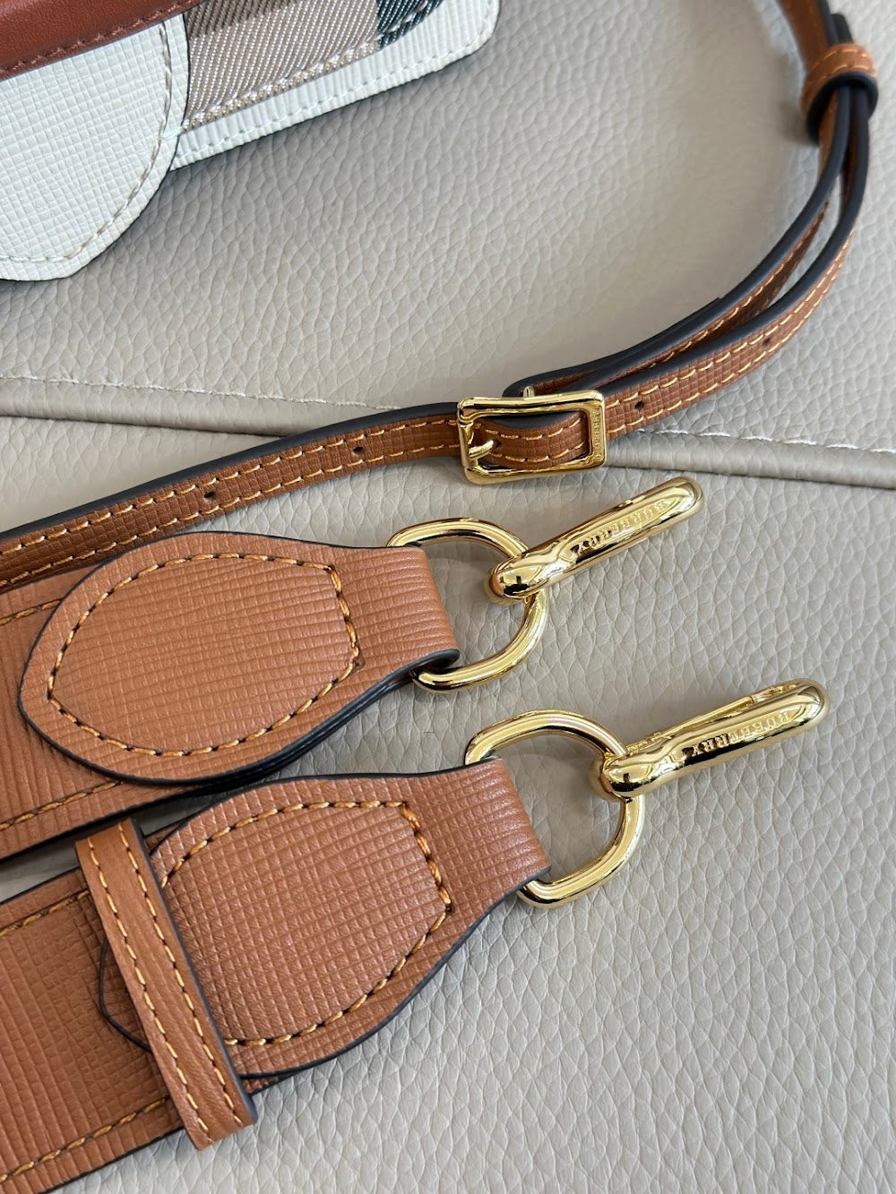 Ezyycart Bags Burberryn Luxury Bag --92070