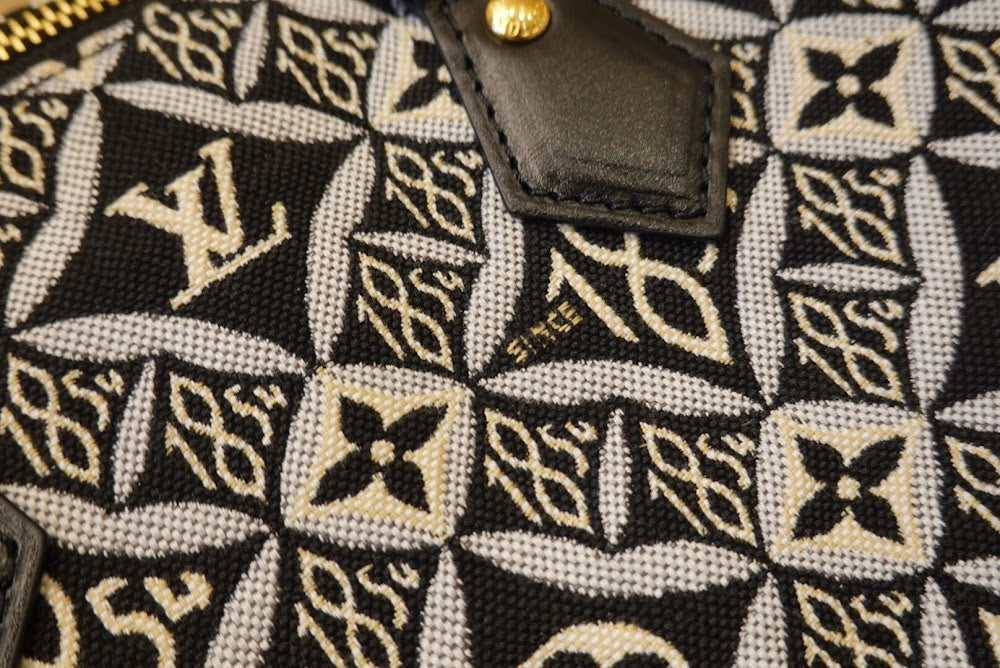 Anum Bags ln Luxury Bag --57965