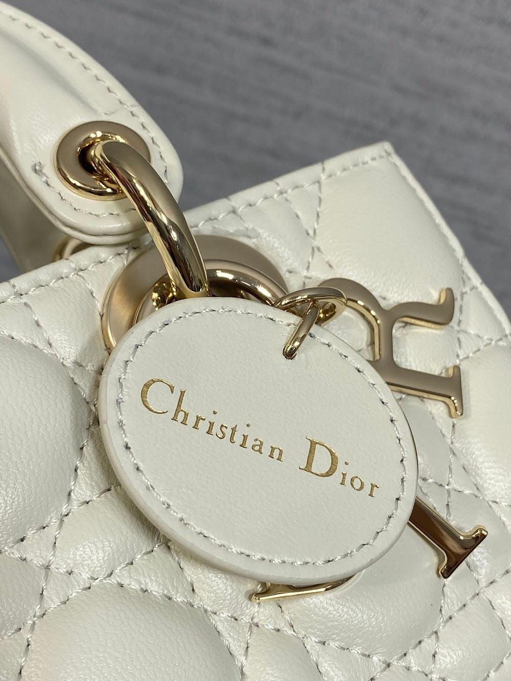 new-designer-premium-bags-nm16742