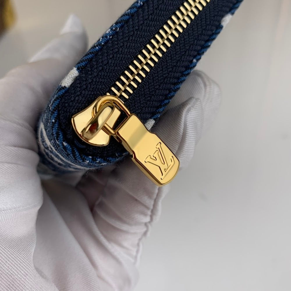 Anum Bags ln Luxury Bag --60837