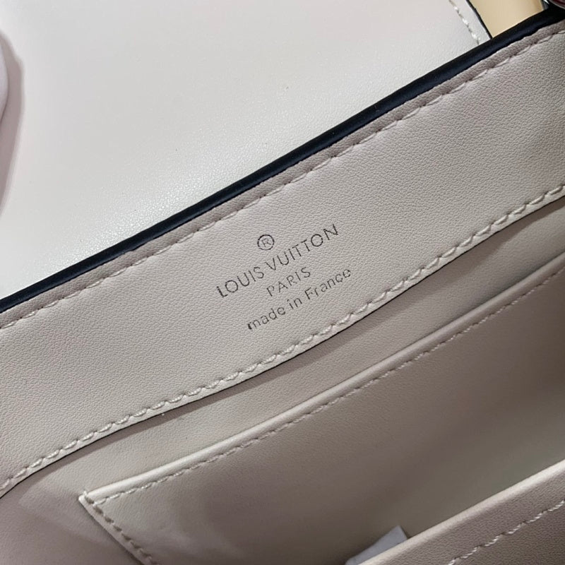 Anum Bags ln Luxury Bag --56530