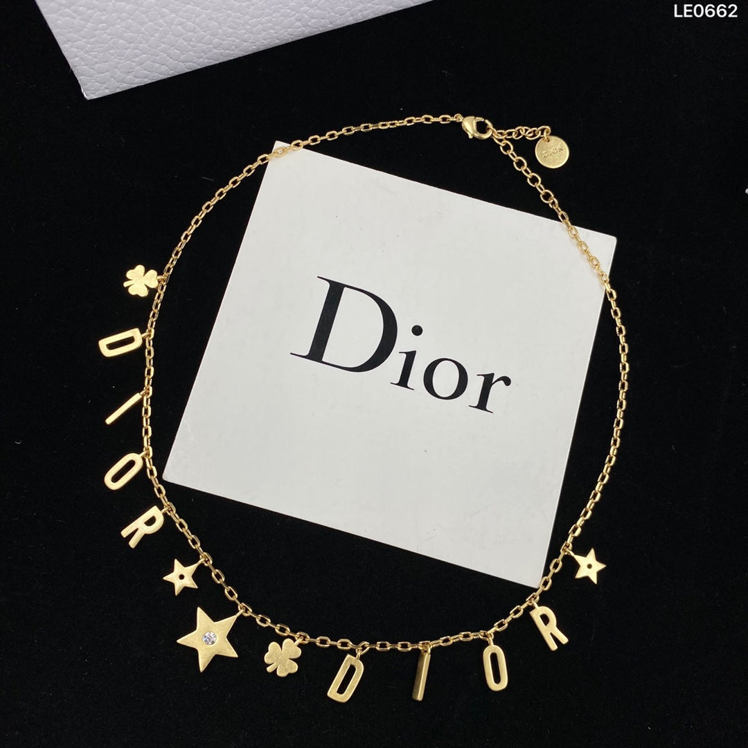 Anum Bags Dir Necklaces 038