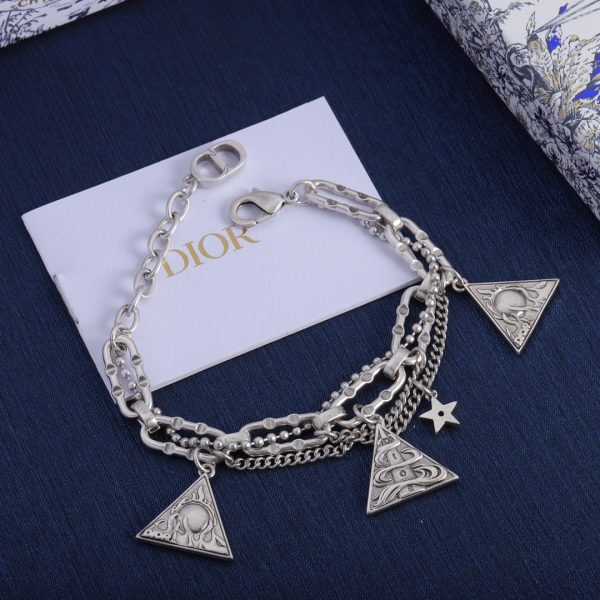 Anum Bags Dir Necklaces 002