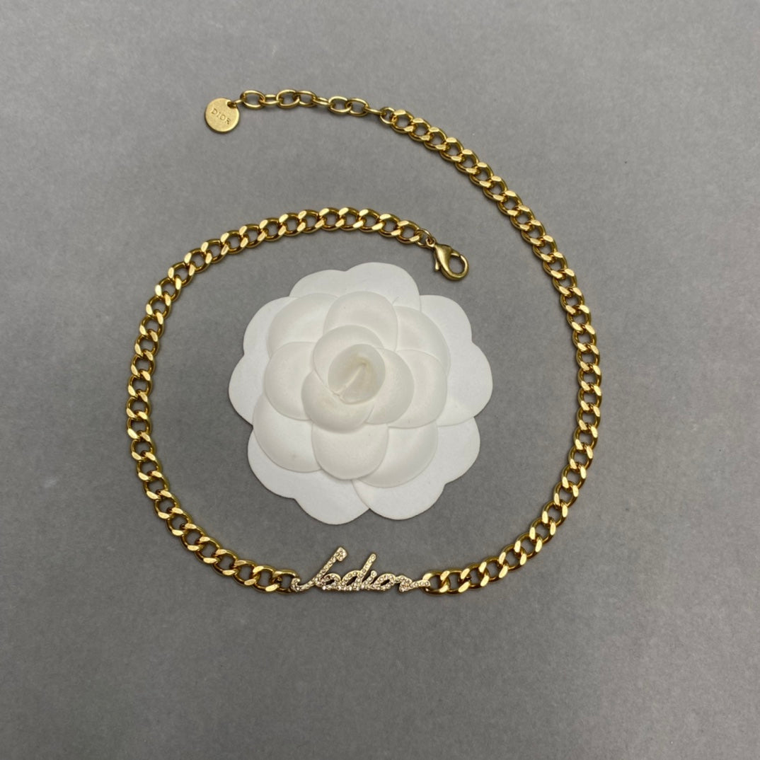 Anum Bags Dir Necklaces 020