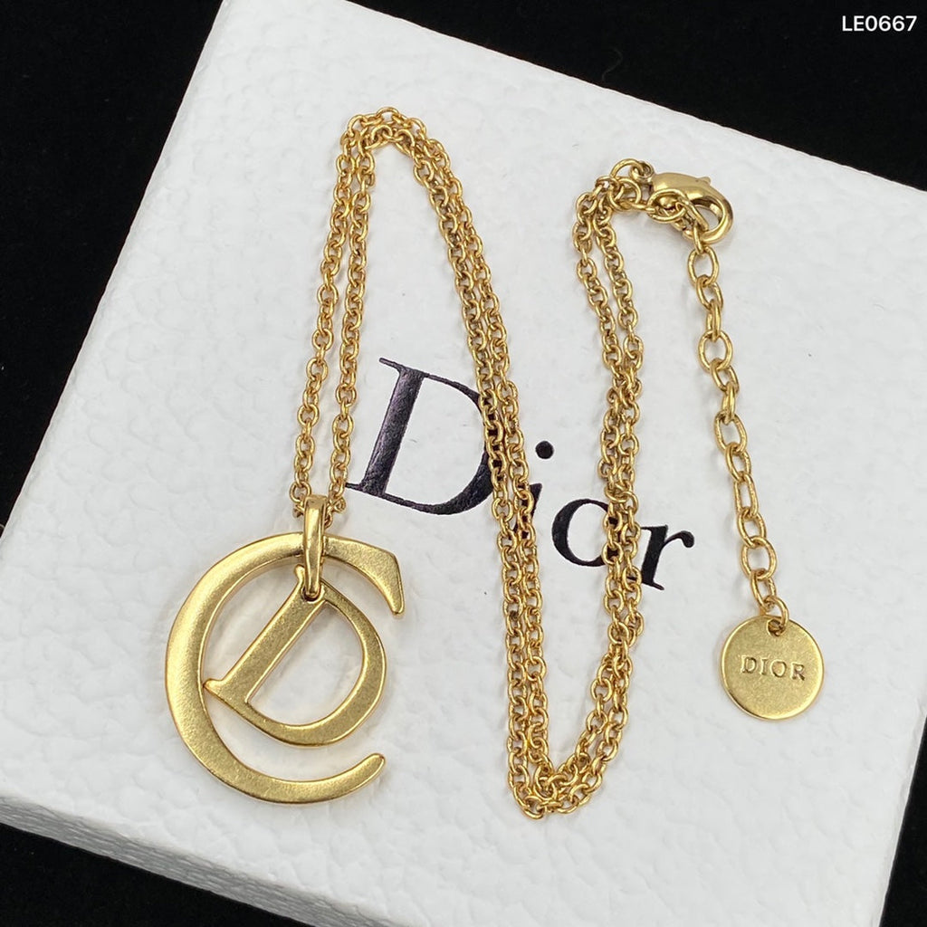 Anum Bags Dir Necklaces 037