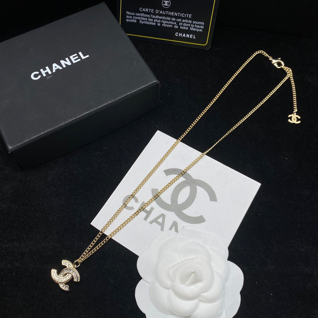 Anum Bags CHL Necklaces 039