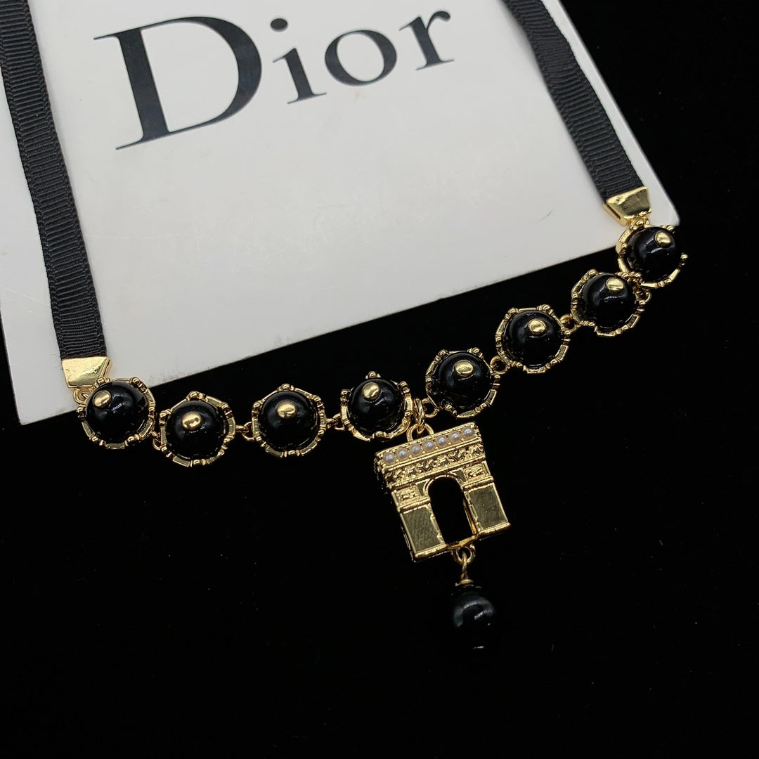 Anum Bags Dir Necklaces 006