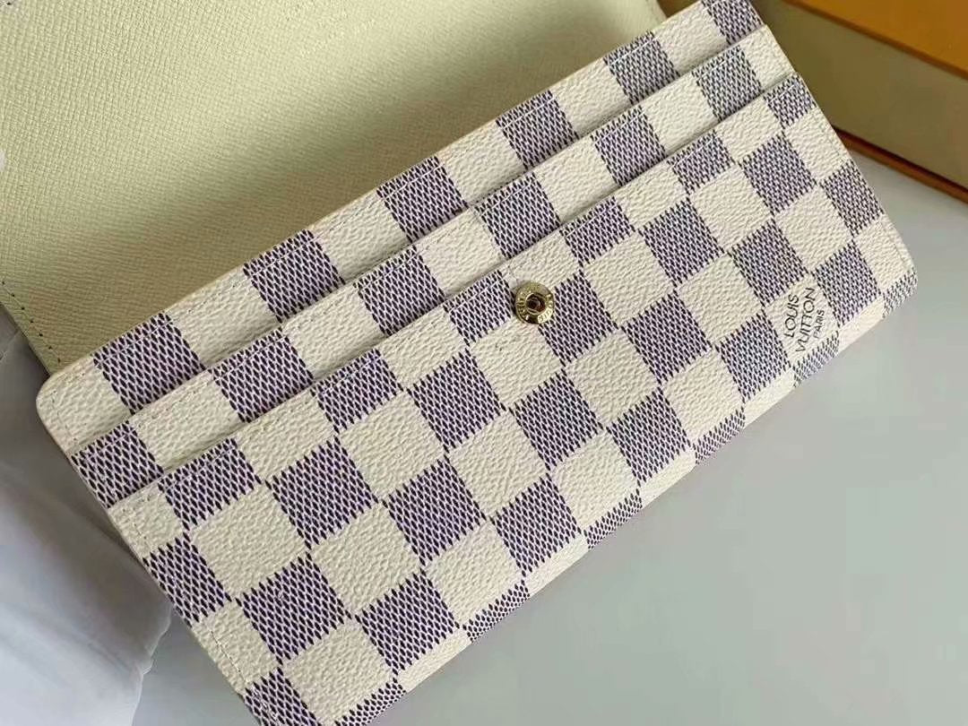 Anum Bags Wallet LUV 138